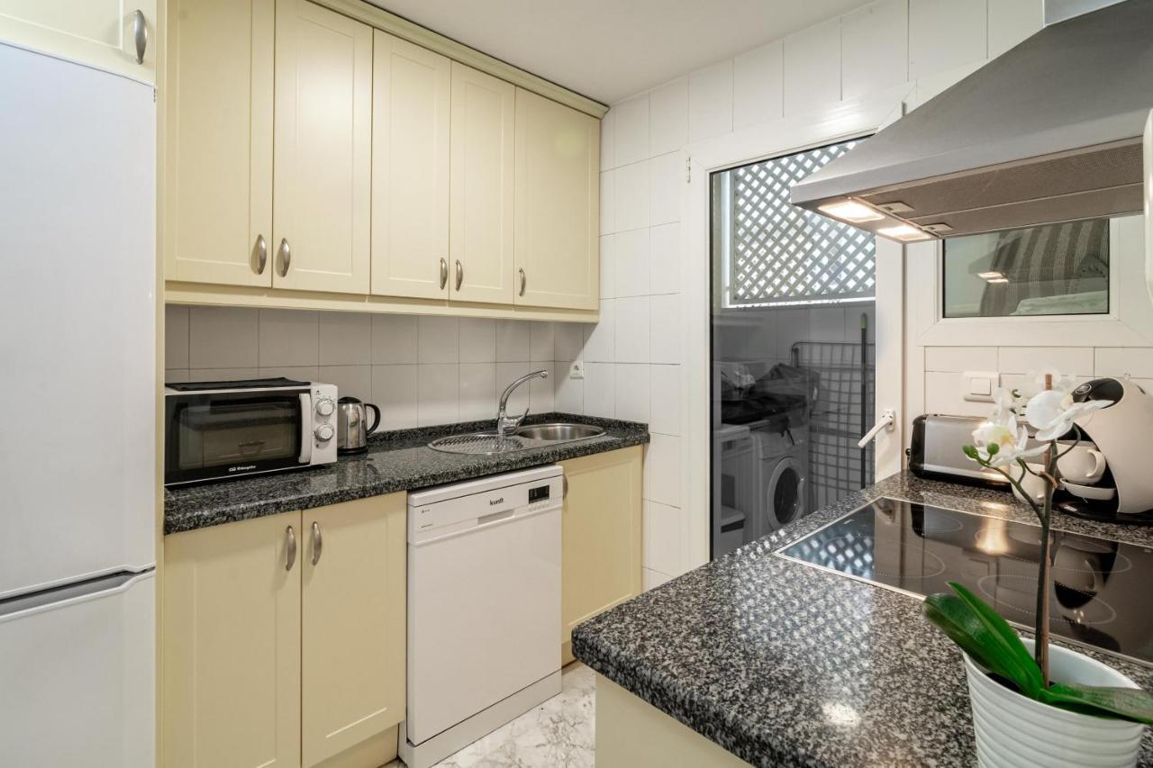 Pr45- Beach Front Apartment Puerto Banus Marbella Exterior foto